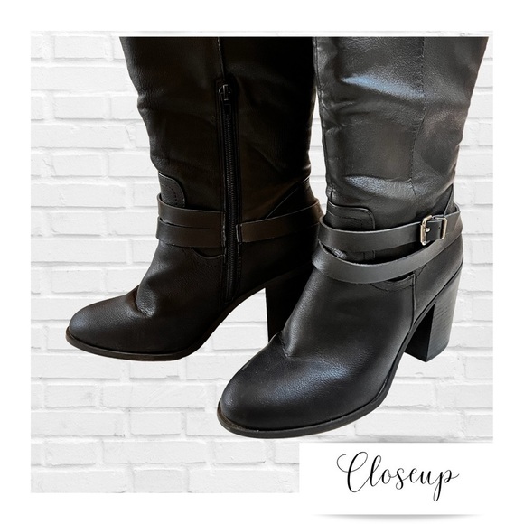 Steve Madden Edrea Black Knee High Boots Harness Buckle Side Zip Size 10 - Picture 4 of 9